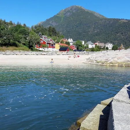 Feriehus Holiday ørnehytta - Fjs005 Balestrand